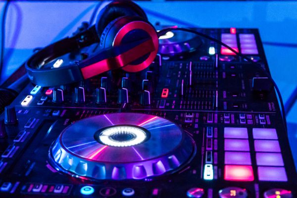questions for wedding DJs