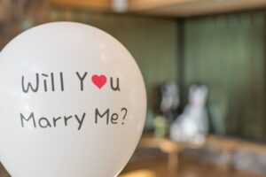 15 ‘How She Asked’ Proposal Ideas for Women Popping the Question