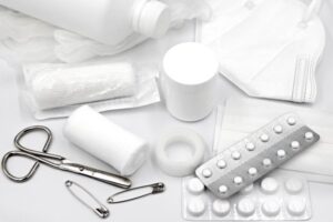 Wedding Emergency Kit Checklist: What to Pack for Last-Minute Problems