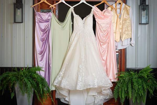 wedding dress trunk show guide